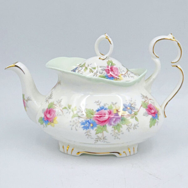 Royal Albert Colleen Victoria Bachelor Tea Set Tea For Two
