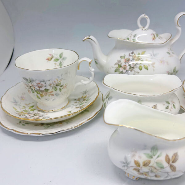 Royal Albert Haworth Bachelor Tea For Two Tea Set