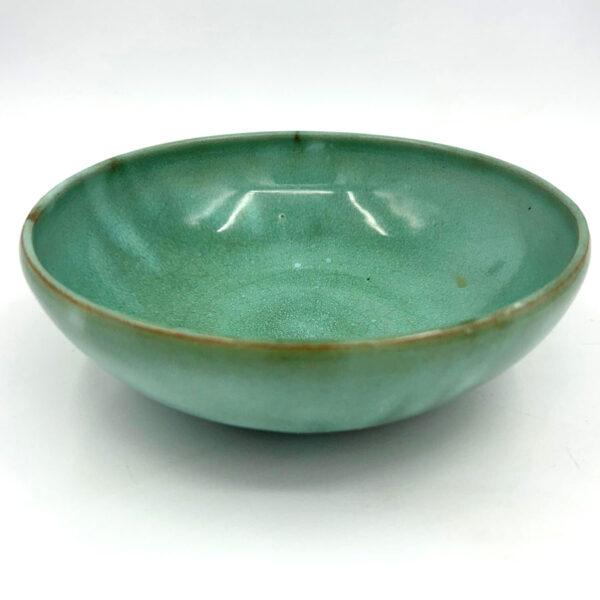 Linnware Round Vase Light Green Glaze