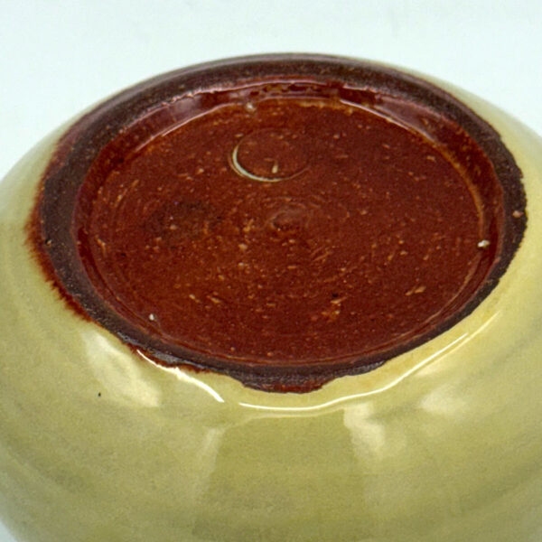 Linnware Vase Straw Glaze