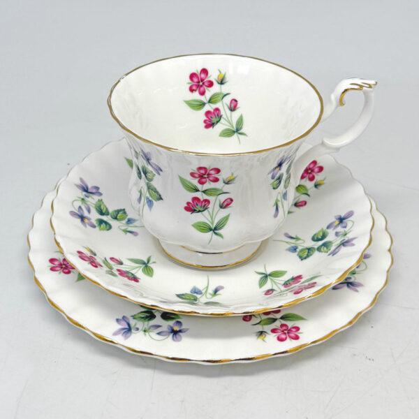 Royal Albert Montrose Tea Trio Keswick