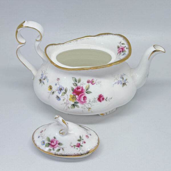 Royal Albert Tenderness Gainsborough Tea For Two Bachelor Tea Set