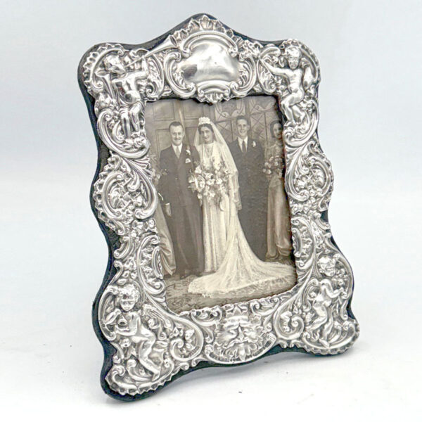 Hallmarked Silver Picture Frame With Cherubs London 1986