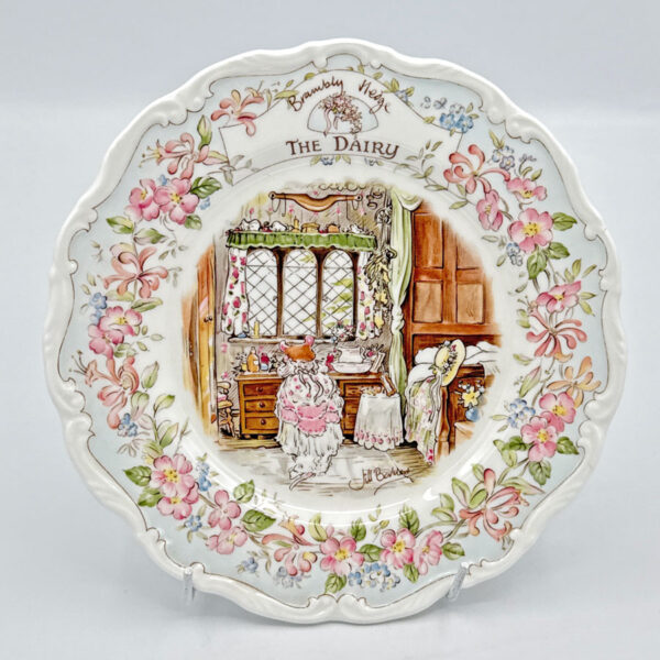 Brambly Hedge Royal Doulton The Dairy Plate