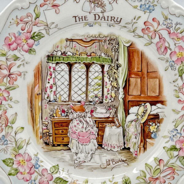Brambly Hedge Royal Doulton The Dairy Plate