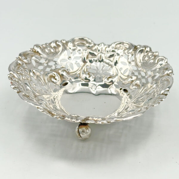 Hallmarked Silver  Pierced Heart Shaped Bon Bon Birmingham 1912
