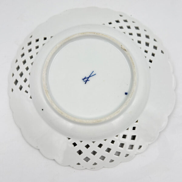 Meissen Reticulated Voller Gruner Weinkranz Vine Leaf Plate