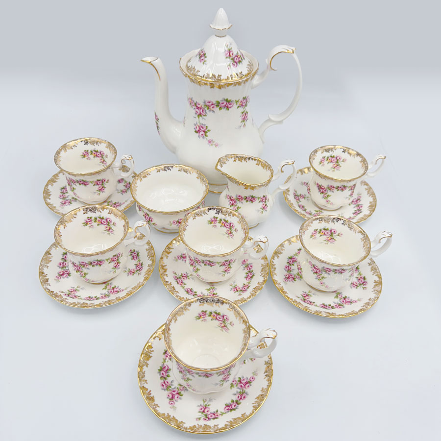 ロイヤルアルバート　  DIMITY ROSE セット Royal Albert Dimity Rose Tea Set - Clyde on 4th Antiques
