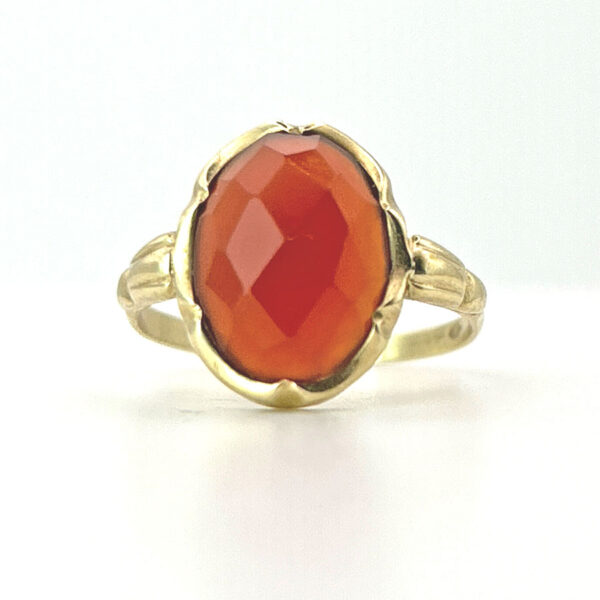 14ct Yellow Gold Carnelian Ring