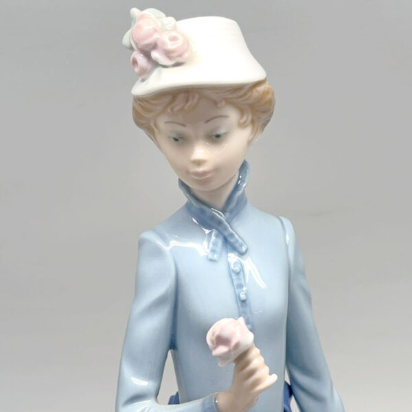 Lladro Figurine Rose Lady Miss Theresa