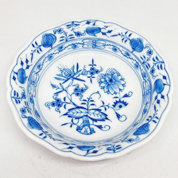 Meissen Onion Pattern Dessert Bowl 20th