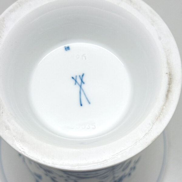 Meissen Onion Pattern Trumpet Vase 20th