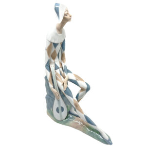 Nao By Lladro Figurine Sad Harlequin With Banjo