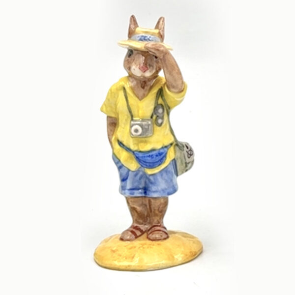Royal Doulton Bunnykins Tourist Bunnykins Db190