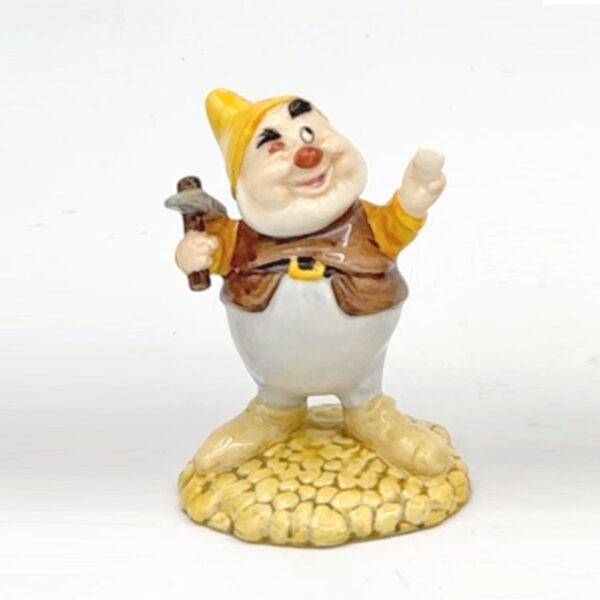 Royal Doulton Snow White And Seven Dwarfs Disney Happy SW12
