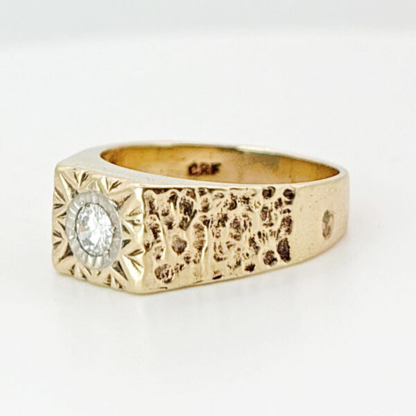 9ct Gold Mens Solitaire Diamond Signet Ring