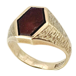 9ct Gold Mens With Hexagonal Carnelian Signet Ring
