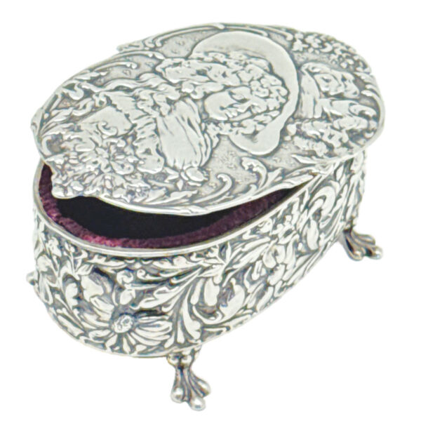 Art Nouveau Hallmarked Silver Decorative Trinket Box  Birmingham 1905