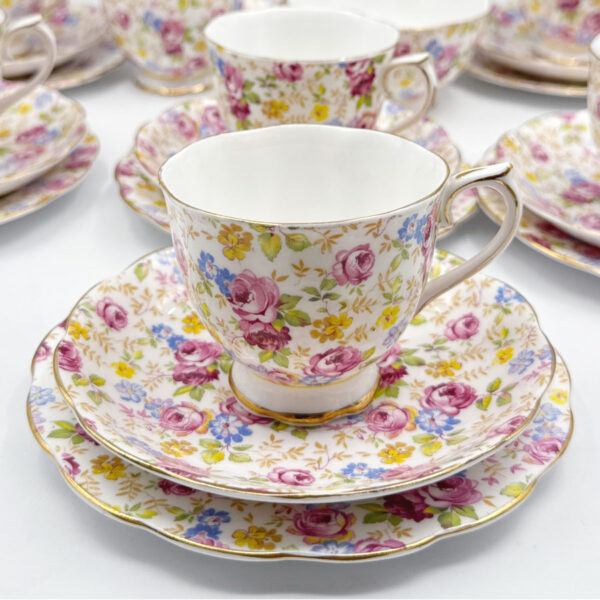 Royal Albert Crown China Floral Chintz 21 Piece Set C1925