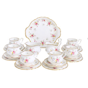 Royal Albert Tenderness 21 Piece Tea Service