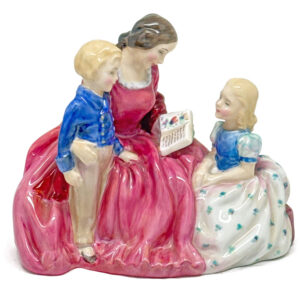 Royal Doulton Figurine Bedtime Story HN2059