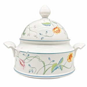 Villeroy and Boch Albertina  Vegetable Bowl and Cover