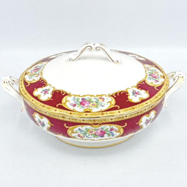 Royal Albert Lady Hamilton Vegetable Bowl and Cover