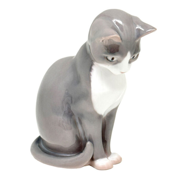 Bing And Grondahl Copenhagen Cat 1876