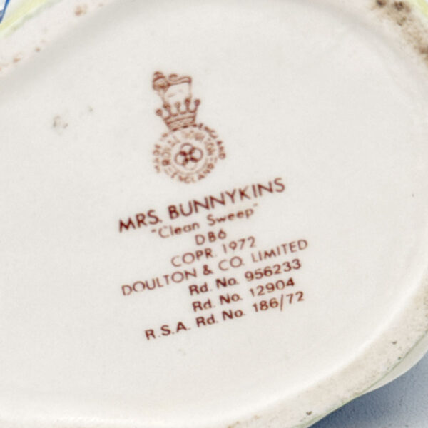 Mrs Bunnykins Clean Sweep DB6 Royal Doulton Bunnykins
