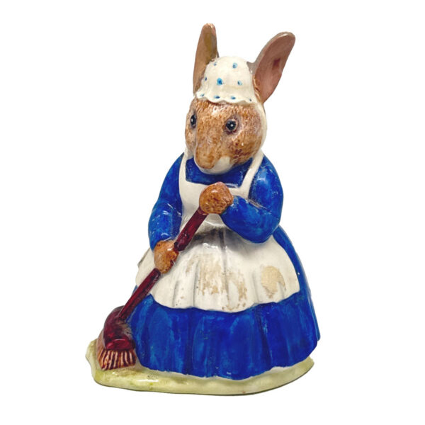 Mrs Bunnykins Clean Sweep DB6 Royal Doulton Bunnykins