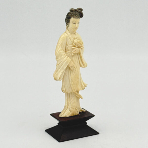 Chinese Ivory Geisha With Lotus Blooms 20th