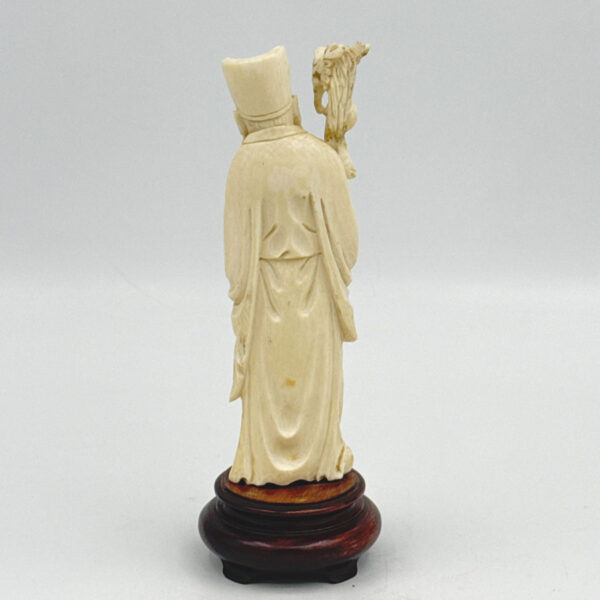 Chinese Ivory Shoulau With Lotus Bloom 20th