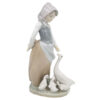 Lladro Figurine Girl With Flowers Feeding Time 1277