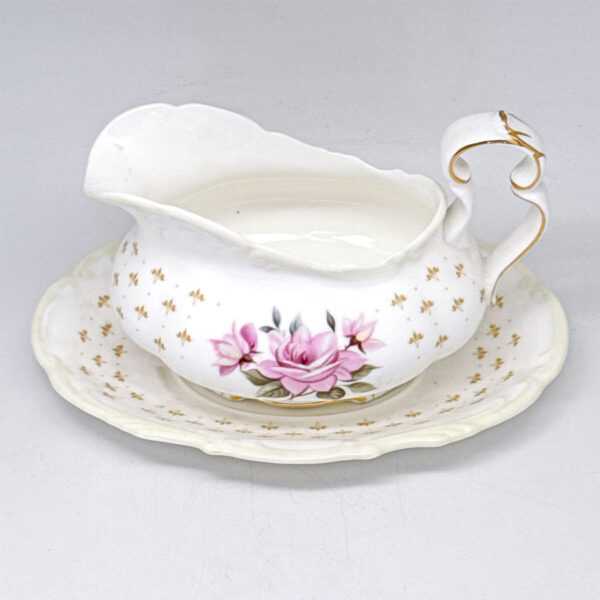 Royal Albert Marie Louise Victoria Sauce Boat