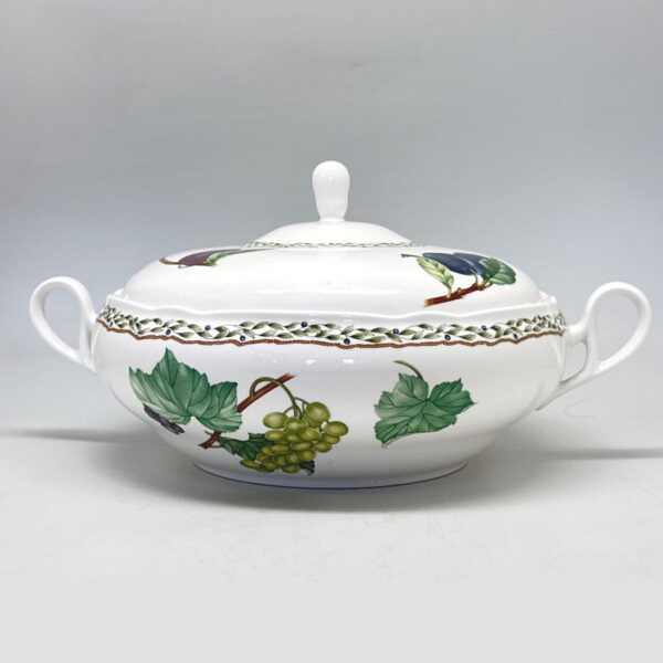 Noritake Royal Orchard Japan Vegetable Bowl and Cover