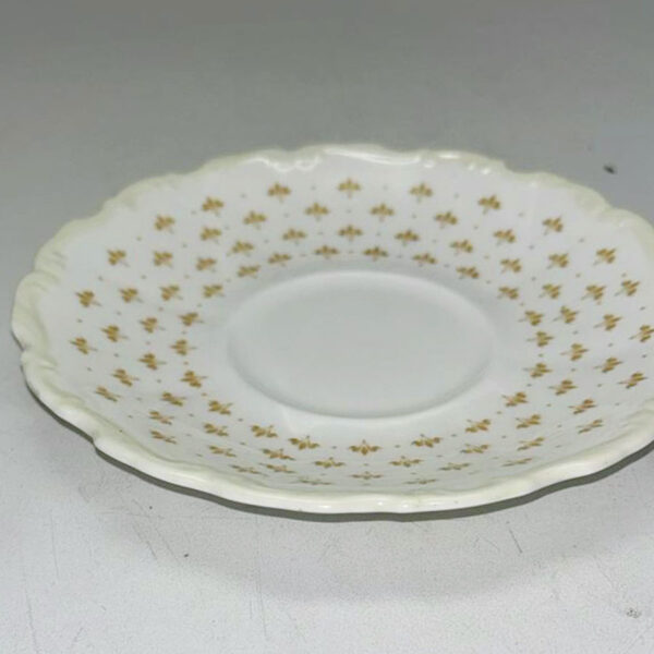 Royal Albert Marie Louise Victoria Soup Coupe