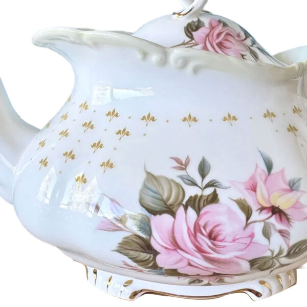Royal Albert Marie Louise Victoria Tea Pot