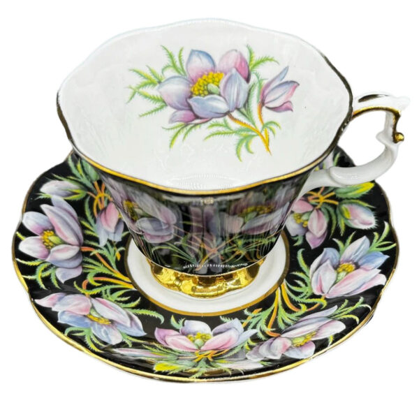 Royal Albert Provincial Flowers Prairie Crocus Tea Duo