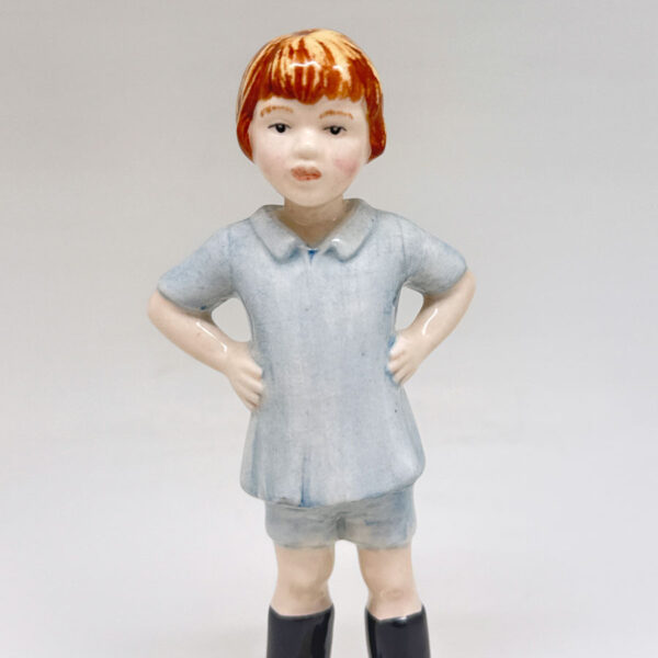 Royal Doulton Disney Figurine Winnie the Pooh Christopher Robin WP9