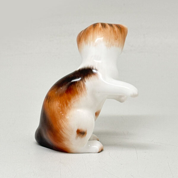 Royal Doulton Kitten On Hind Legs HN2582