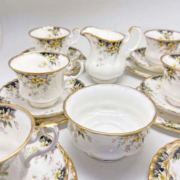 Royal Albert Royal Ascot 20 Piece Tea Service
