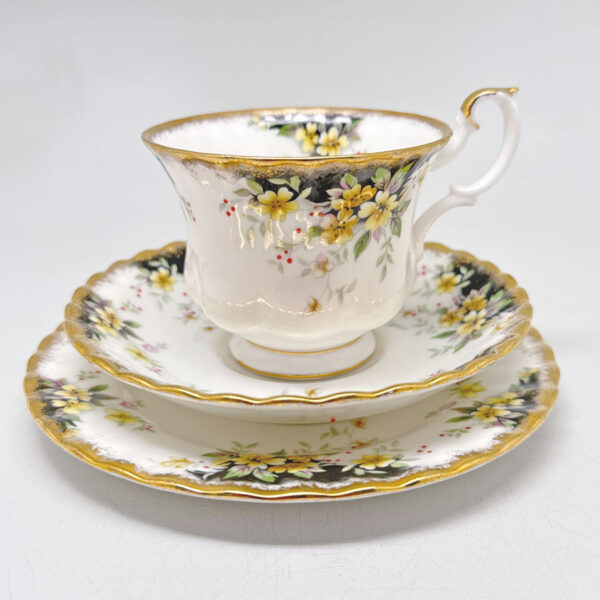 Royal Albert Royal Ascot 20 Piece Tea Service