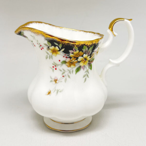 Royal Albert Royal Ascot 20 Piece Tea Service