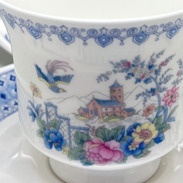 Royal Albert Songbird New Romance Tea Trio C1978