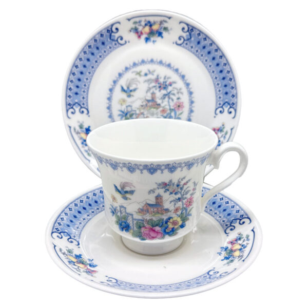 Royal Albert Songbird New Romance Tea Trio C1978