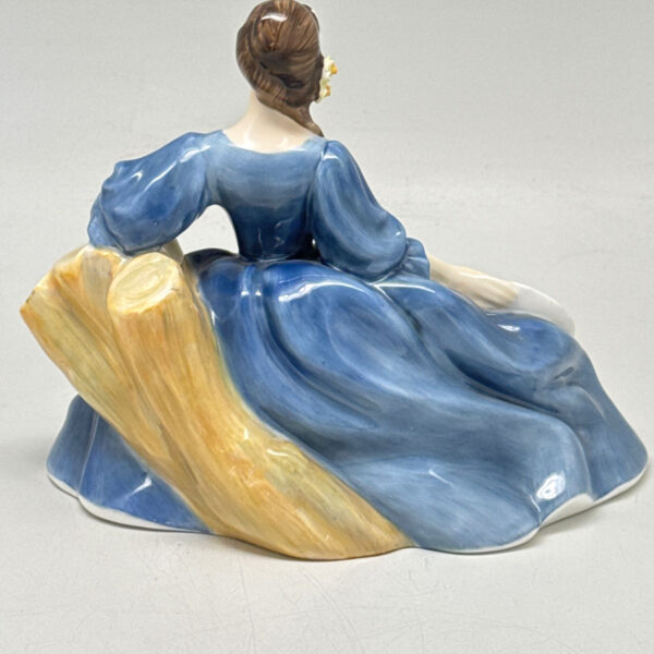 Royal Doulton Figurine Elyse HN2429