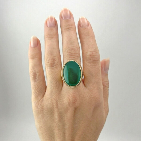 9ct Gold Chrysoprase Cocktail Ring