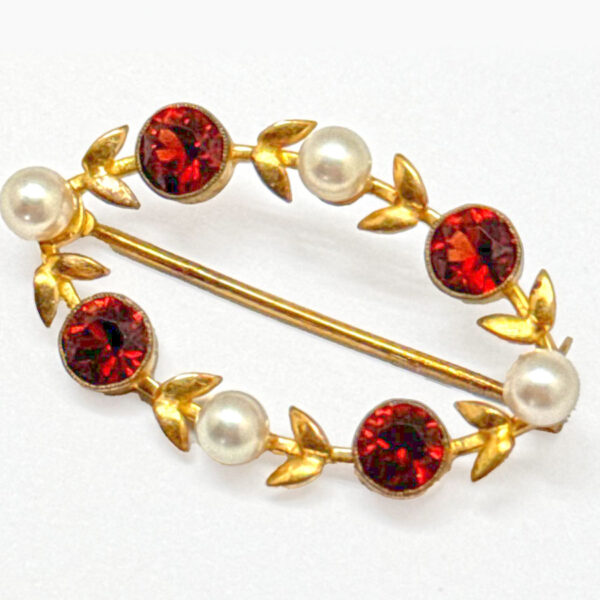 9ct Gold Garnet and Akoya Pearl Oval Brooch C1890