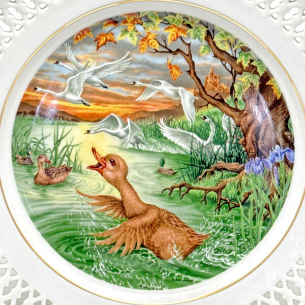 Bing And Grondahl Copenhagen Hans Christian Anderson Plate Ugly Duckling
