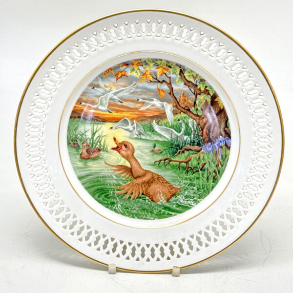 Bing And Grondahl Copenhagen Hans Christian Anderson Plate Ugly Duckling